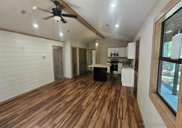 Homes for sale in Broken Bow, OK | 674 Pine Meadow Ln, Broken Bow, OK 74728 | MLS# 2546346