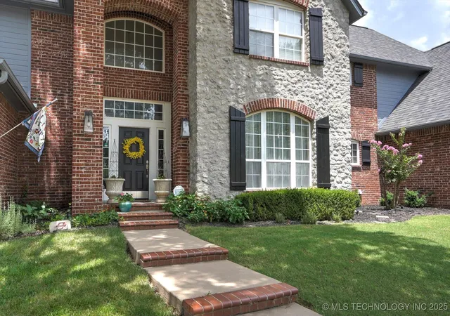 3rd image of 13207 E 93Rd St, Owasso, OK 74055 | MLS# 2530496