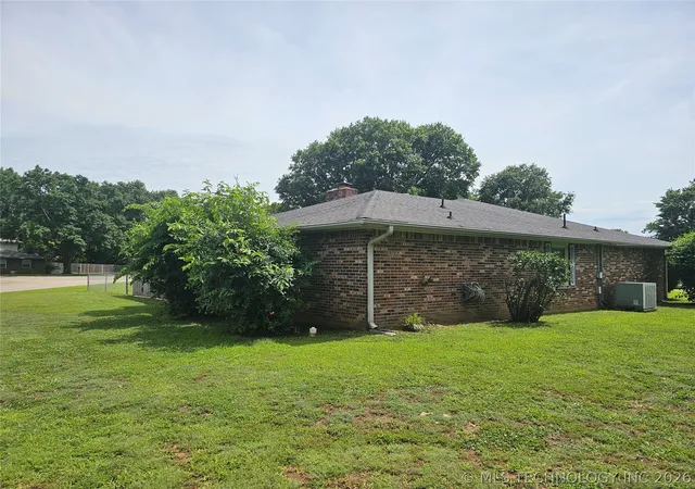 Homes for sale in Dewey, OK | 403 Steadway Ave, Dewey, OK 74029 | MLS# 2546449