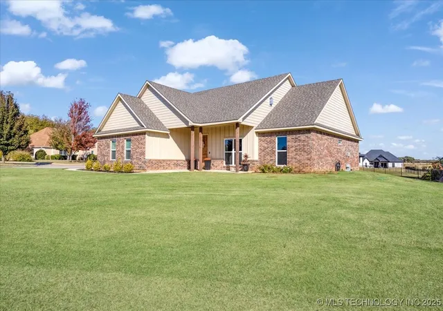 3rd image of 2 Wilderness N, Calera, OK 74730 | MLS# 2546795