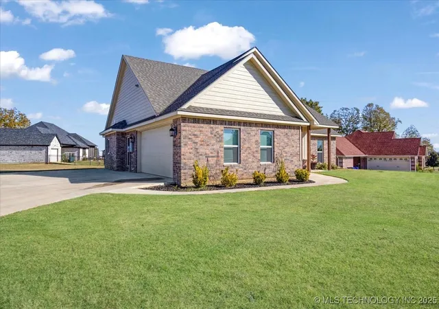 4th image of 2 Wilderness N, Calera, OK 74730 | MLS# 2546795