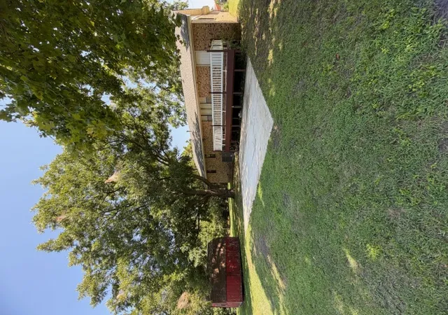 Photo 2 of Single family home for sale at 402 S Cowley Ave, Coalgate, OK 74538 | MLS# 2547107 | Listing updated on 2026-08-20
