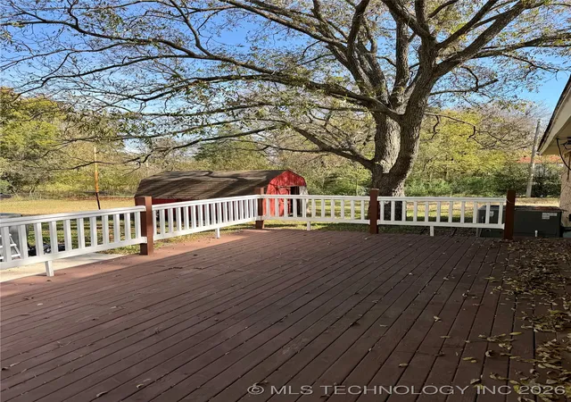 Photo 4 of Single family home for sale at 402 S Cowley Ave, Coalgate, OK 74538 | MLS# 2547107 | Listing updated on 2026-08-20