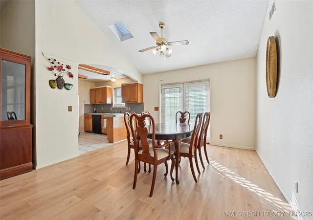 5th image of 447 E Latimer St, Tulsa, OK 74106 | MLS# 2547155