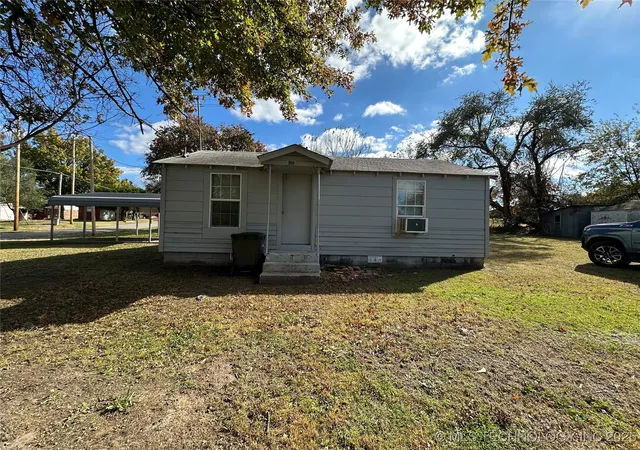 Photo 3 of Sale Pending at 501 W Elm St, Fort Gibson, OK 74434 | MLS# 2547289 | Listing updated on 2026-08-26
