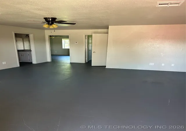 5th image of 1006 N 1St St, Quinton, OK 74561 | MLS# 2547133