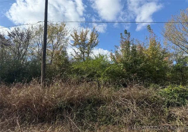 Photo 1 of Land for sale at 17, Muskogee, OK 74401 | MLS# 2547423 | Listing updated on 2025-11-17