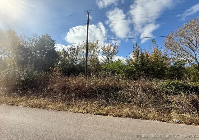 Photo 3 of Land for sale at 17, Muskogee, OK 74401 | MLS# 2547423 | Listing updated on 2025-11-17