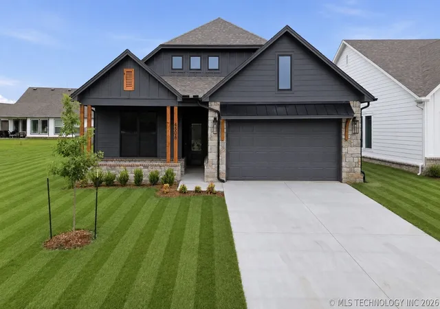 1st image of 4506 W Van Buren St, Broken Arrow, OK 74011 | MLS# 2547447