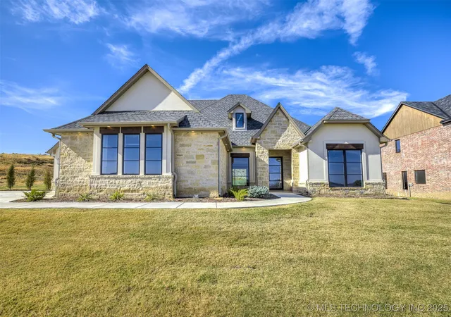 Photo 3 of Single family home for sale at 12125 Sunrise Ridge Loop, Kingston, OK 73439 | MLS# 2547626 | Listing updated on 2026-05-23