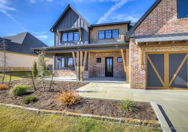 Photo 2 of Single family home for sale at 12145 Sunrise Ridge Loop, Kingston, OK 73439 | MLS# 2547631 | Listing updated on 2026-05-23
