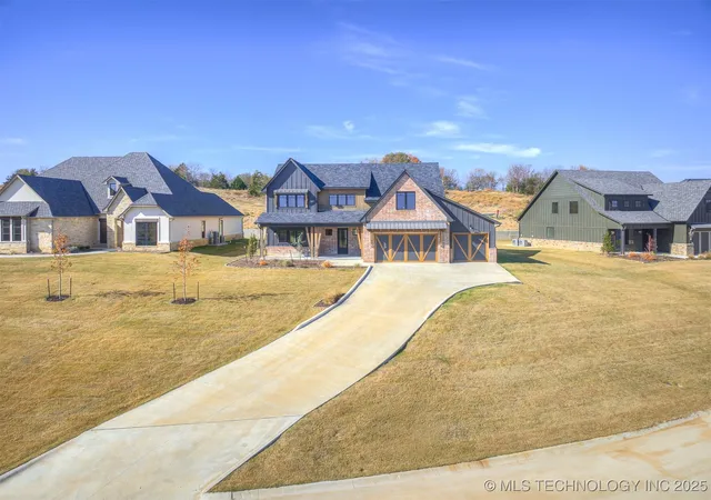 Photo 3 of Single family home for sale at 12145 Sunrise Ridge Loop, Kingston, OK 73439 | MLS# 2547631 | Listing updated on 2026-05-23
