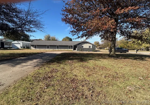 3rd image of 10302 S 237Th East Ave, Broken Arrow, OK 74014 | MLS# 2547305