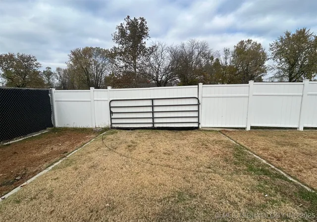 46th image of 10302 S 237th East Ave, Broken Arrow, OK 74014 | MLS# 2547305