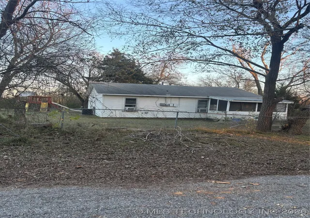 1st image of 8502 E 100th St, Owasso, OK 74055 | MLS# 2547786
