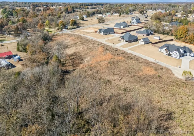 Homes for sale in Ada, OK | 17107 County Road 1524, Ada, OK 74820 | MLS# 2547836