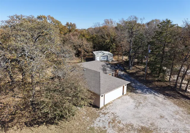2nd image of 1114 Comet, Ardmore, OK 73401 | MLS# 2548185