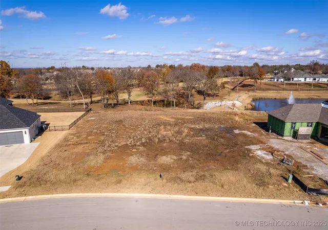 Homes for sale in Broken Arrow, OK | 8812 E Elgin St, Broken Arrow, OK 74014 | MLS# 2546722