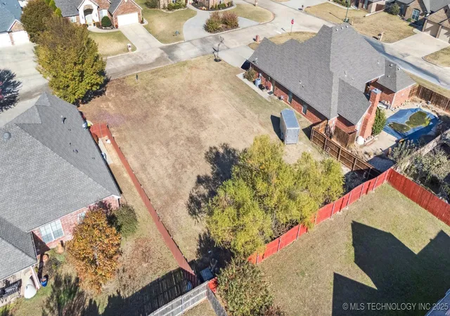Homes for sale in Ada, OK | 921 Cypress Dr, Ada, OK 74820 | MLS# 2548000