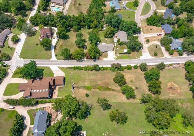 84th image of 100 E Kings, Ada, OK 74820 | MLS# 2548881