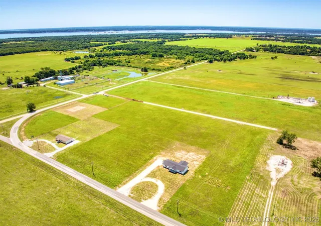 Photo 2 of Land for sale at 12119 Kash Rd, Kingston, OK 73439 | MLS# 2548895 | Listing updated on 2026-09-30