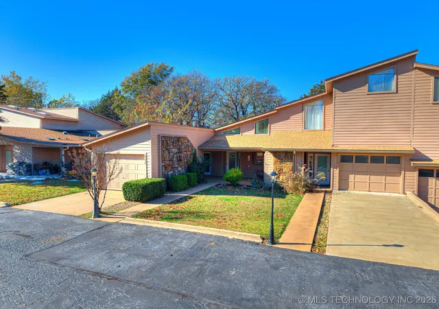 2nd image of 291 N Spinnaker Run #117, Stigler, OK 74462 | MLS# 2548923