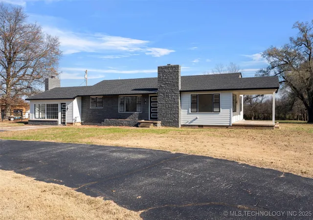 Homes for sale in Miami, OK | 1505 East St Sw, Miami, OK 74354 | MLS# 2549087