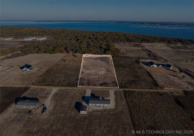 1st image of 004 Lago Vista Ln, Kingston, OK 73439 | MLS# 2549133