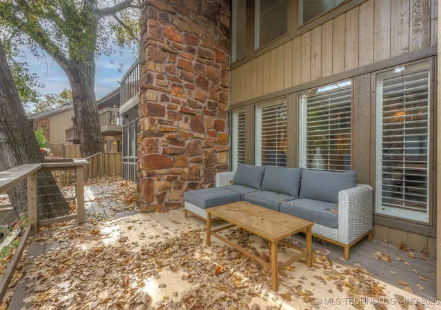 2nd image of 6013 S Atlanta Ave, Tulsa, OK 74105