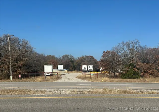 1st image of 0 Us Hwy 70, Lone Grove, OK 73443 | MLS# 2549117