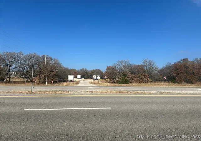 2nd image of 0 Us Hwy 70, Lone Grove, OK 73443 | MLS# 2549117