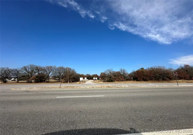 3rd image of 0 Us Hwy 70, Lone Grove, OK 73443 | MLS# 2549117