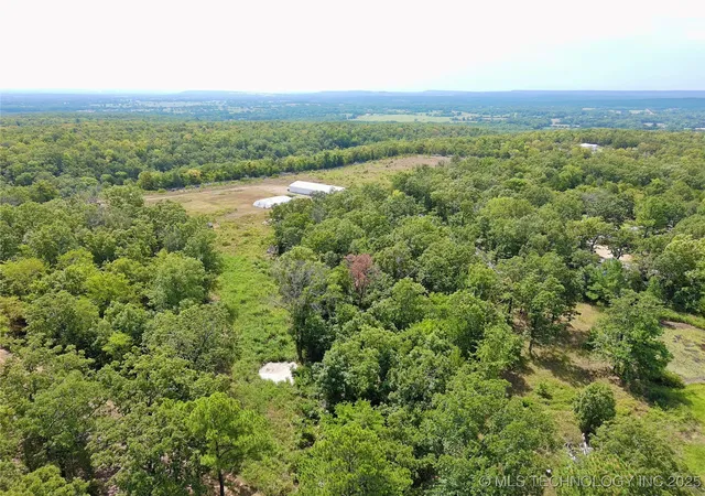 3rd image of 102525 S 4650 Rd, Sallisaw, OK 74955 | MLS# 2549303