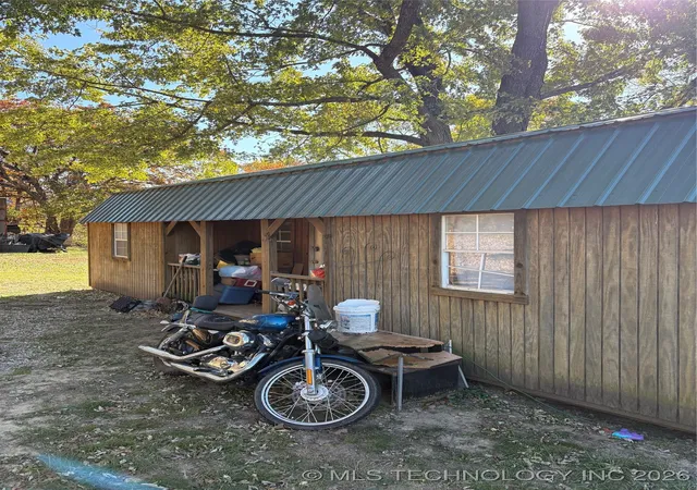 Photo 16 of Single family home for sale at 23308 State Hwy 99, Pawhuska, OK 74056 | MLS# 2549306 | Listing updated on 2026-08-20