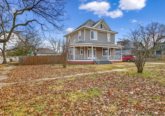 Homes for sale in Bartlesville, OK | 1000 Sw Jennings Ave, Bartlesville, OK 74003 | MLS# 2549484