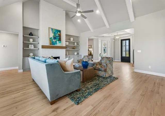 Photo 3 of Single family home for sale at 101 E 165th Street S, Glenpool, OK 74033 | MLS# 2549530 | Listing updated on 2026-08-20