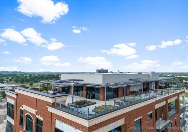 3rd image of 405 N Main St #4AB, Tulsa, OK 74103 | MLS# 2549564