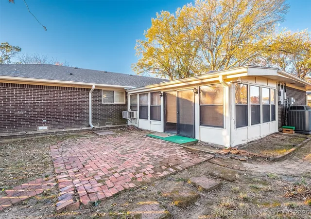 5th image of 1708 Louise Dr, Mc Alester, OK 74501 | MLS# 2549806