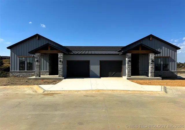 1st image of 12113 Bridge Pointe, Kingston, OK 73439 | MLS# 2549935