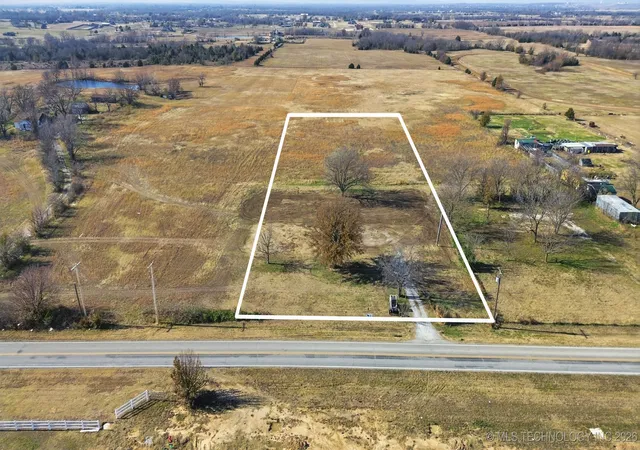 2nd image of 10828 N Memorial Dr, Owasso, OK 74055 | MLS# 2549756