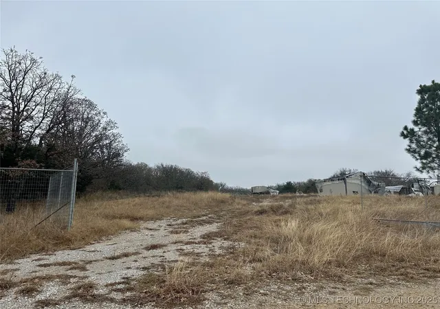 2nd image of 55 Shadow, Ardmore, OK 73401 | MLS# 2549938