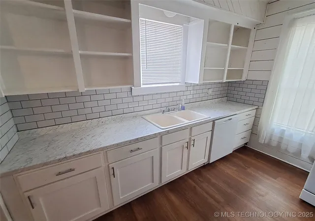 3rd image of 845 C St Se, Ardmore, OK 73401 | MLS# 2550266