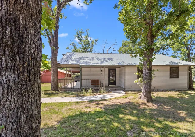 3rd image of 293 Kiamichi, Eufaula, OK 74432 | MLS# 2550284