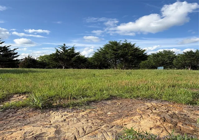 2nd image of 7 W 43rd St N, Sand Springs, OK 74063 | MLS# 2550423