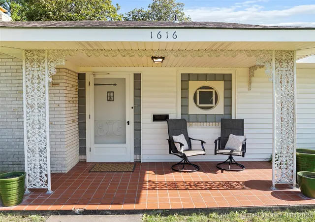 2nd image of 1616 6th Ave Sw, Ardmore, OK 73401 | MLS# 2549416