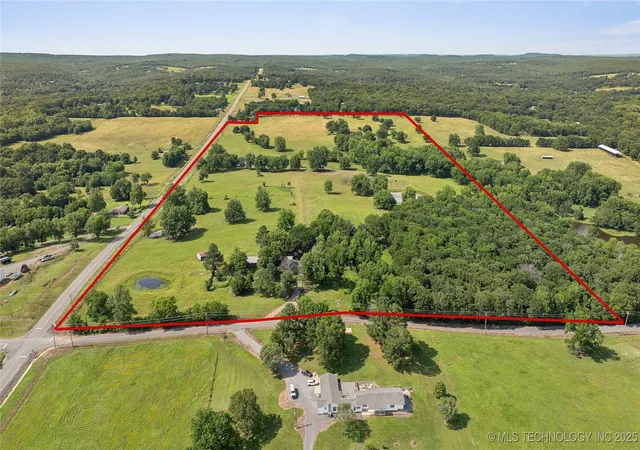 Homes for sale in Fort Gibson, OK | 1904 N County Line Rd E, Fort Gibson, OK 74434 | MLS# 2550463