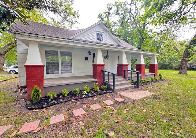 Homes for sale in Tahlequah, OK | 1020 N Vinita Ave, Tahlequah, OK 74464 | MLS# 2550336