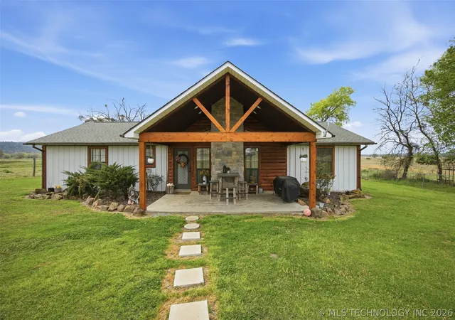 Homes for sale in Stringtown, OK | 8446 E Greasy Bend Rd, Stringtown, OK 74569 | MLS# 2550420