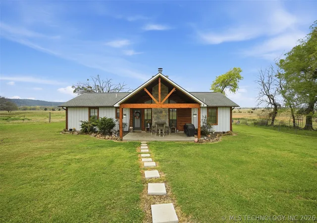 Homes for sale in Stringtown, OK | 8446 E Greasy Bend Rd, Stringtown, OK 74569 | MLS# 2550420