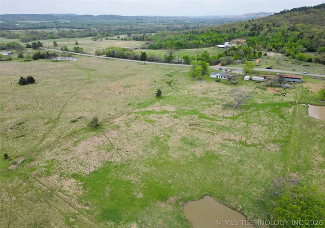 Homes for sale in Stringtown, OK | 8446 E Greasy Bend Rd, Stringtown, OK 74569 | MLS# 2550420